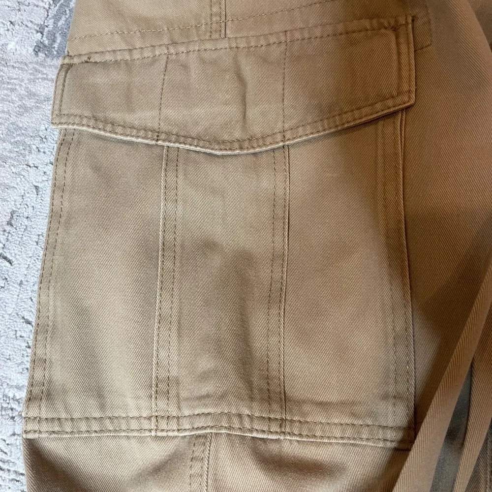 Old Navy Favorite Khakis‎ Mens 44x30 Tan Cargo Pants Straight Leg Cotton Twill